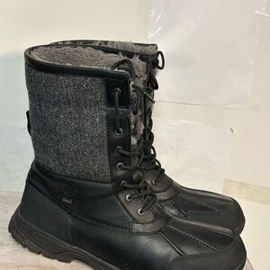 Men's Black and Gray Winter Boots